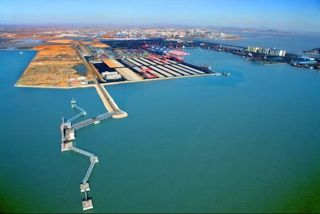FHEC Jinzhou Port Container Wharf Handed-over to Client