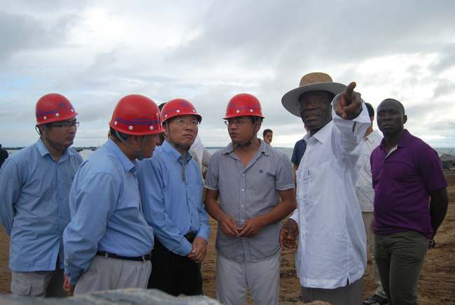 President of Equatorial Guinea Inspected FHEC Project in Bata Port