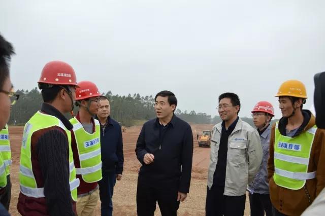 玉林市委书记黄海昆到公司项目施工现场进行春节慰问