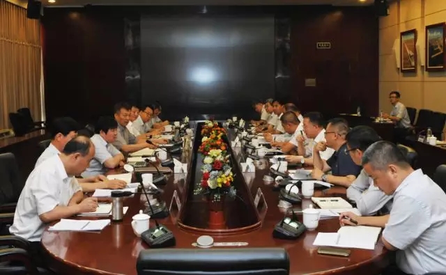 公司召开总经理办公会扩大会议