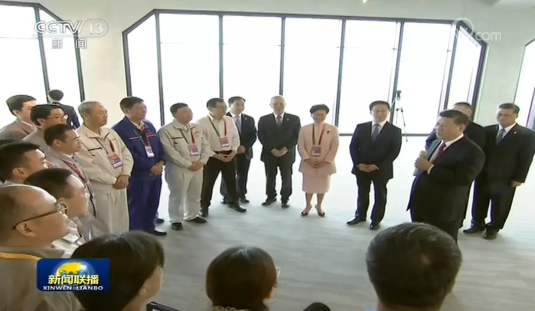 公司参与建设长达8年的港珠澳大桥正式通车