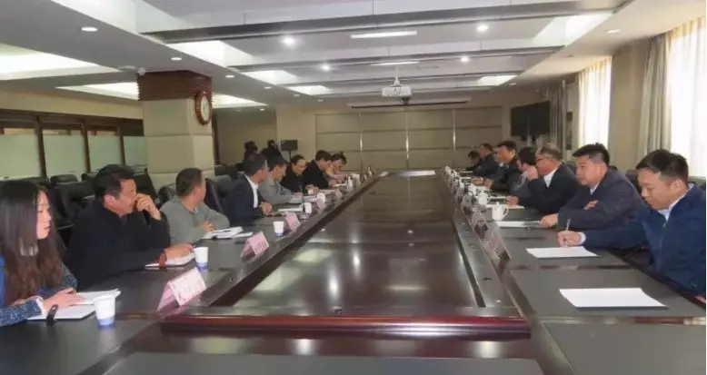 公司西藏调研工作小组入藏调研，首站拜访西藏天路集团领导