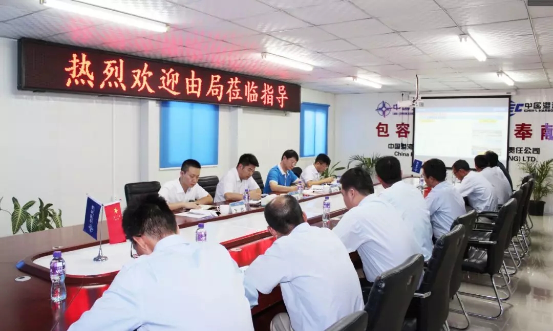 公司领导到巴新项目部检查指导工作