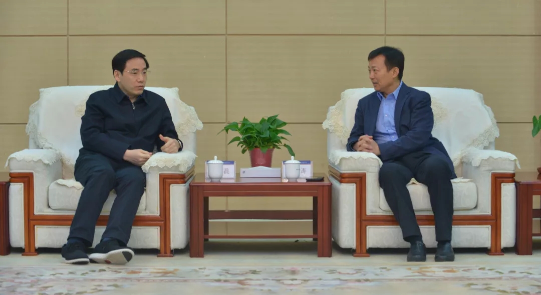 玉林市委书记黄海昆一行到公司走访交流