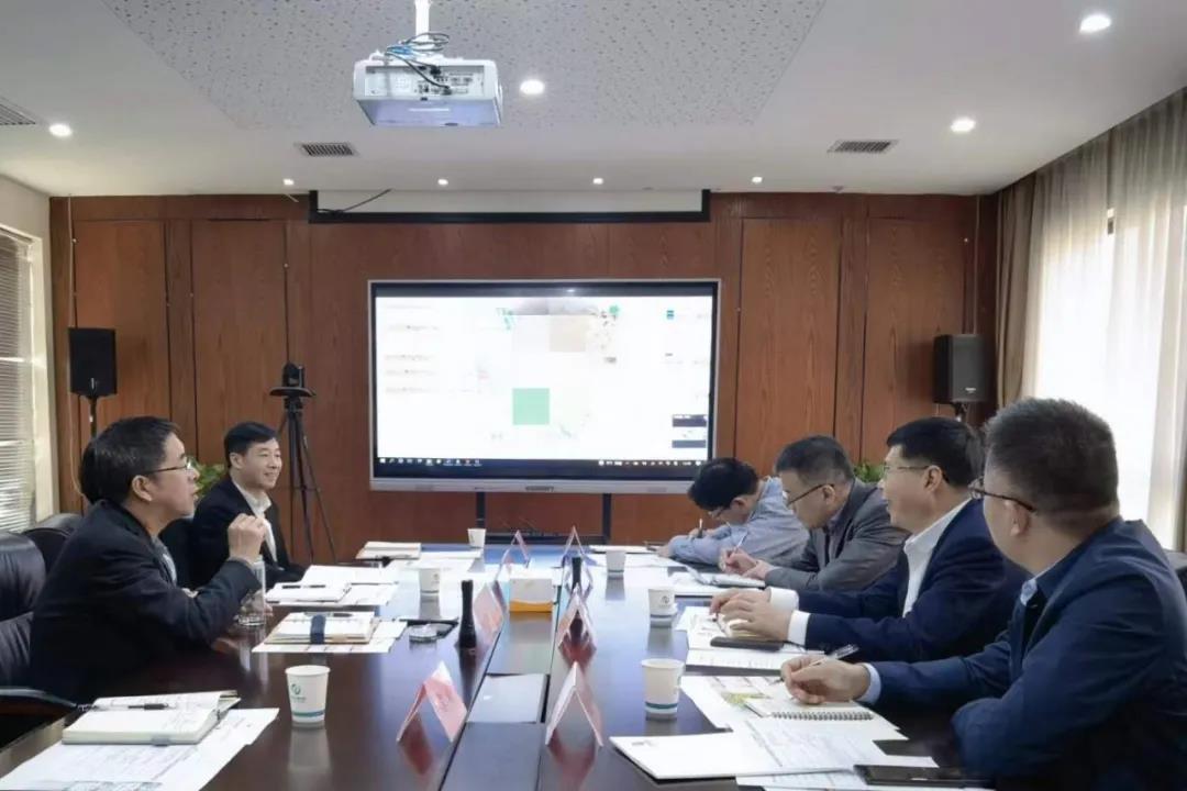 一航局领导到西安沣东发展集团有限公司拜访交流